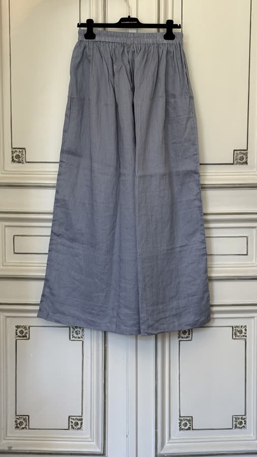 The Lavender Grey Pant, back